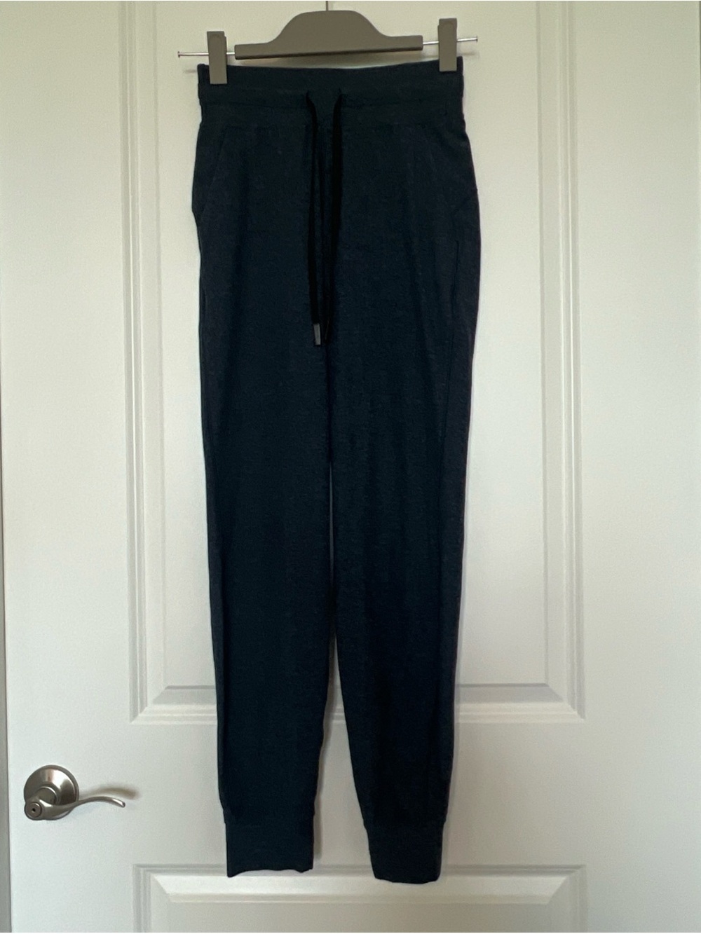 Lululemon women’s navy heather super soft Drawstring Jogger Pants sz. 2 GREAT